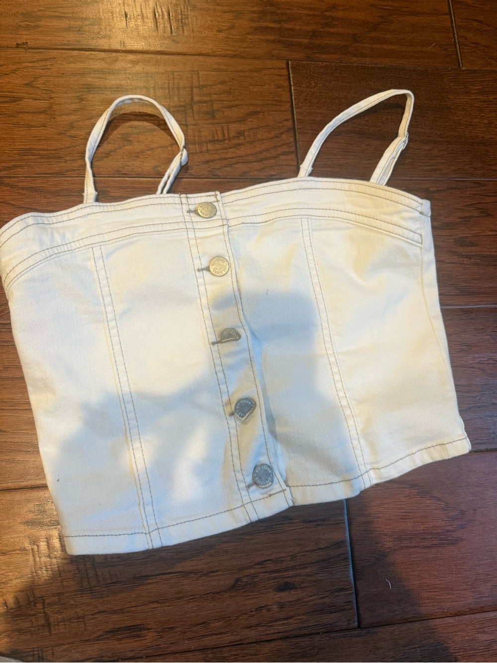 art class White Button-Front Cropped Tank